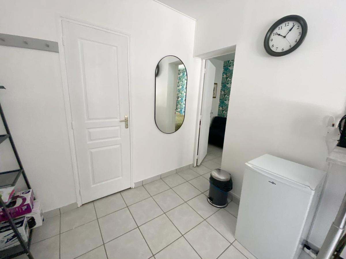 023 Chic & Cosy F1 23M2 Hypercentre Wifi Smart Tv Netflix Apartment Saint-Etienne  Bagian luar foto
