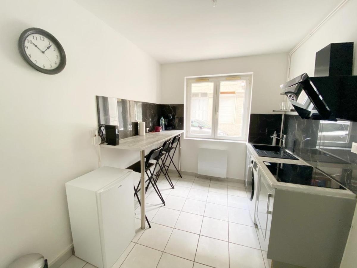 023 Chic & Cosy F1 23M2 Hypercentre Wifi Smart Tv Netflix Apartment Saint-Etienne  Bagian luar foto