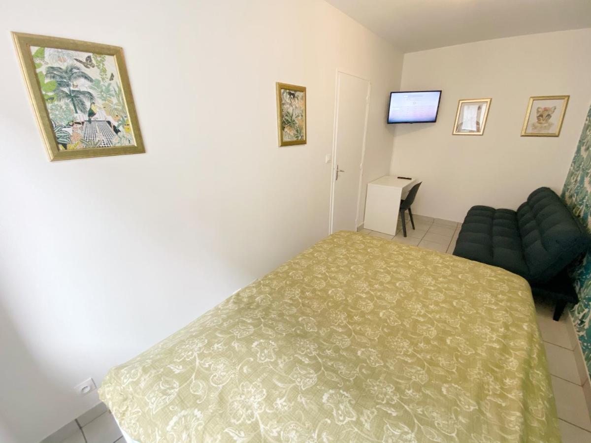 023 Chic & Cosy F1 23M2 Hypercentre Wifi Smart Tv Netflix Apartment Saint-Etienne  Bagian luar foto